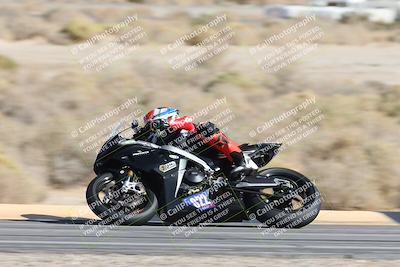 media/Nov-16-2025-Race Pace (Sun) [[8c5fa54630]]/Non Verified Riders (1st 20 Minutes)/4-Turn 16 (1116am)/